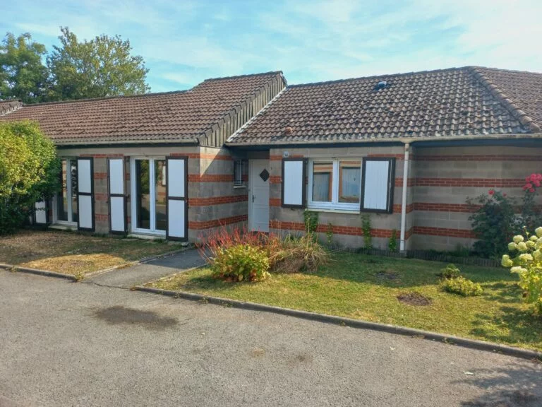 PERNES – Maison plain-pied 3 chambres